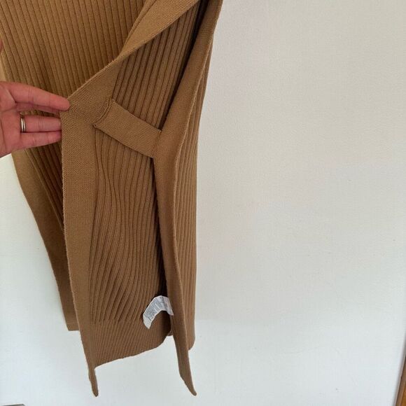 Banana Republic Women’s Mock Neck Ribbed Knit Poncho Camel Tan - Picture 5 of 10